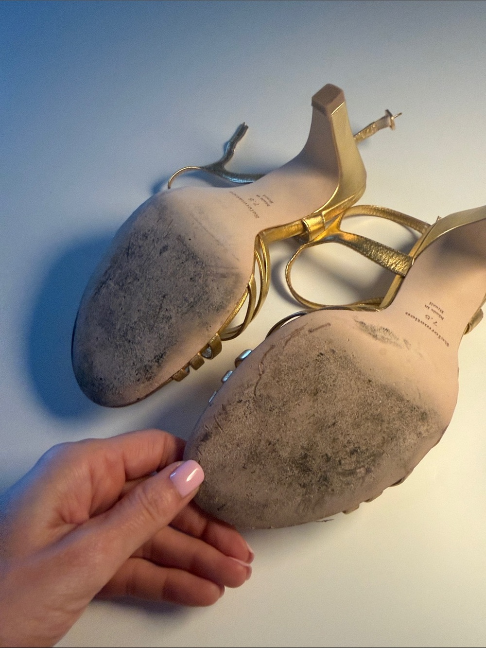Paloma Heeled Sandal in Vintage Gold - Picture 9 of 9